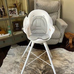 Boon Grub Dishwasher Safe Adjustable Highchair